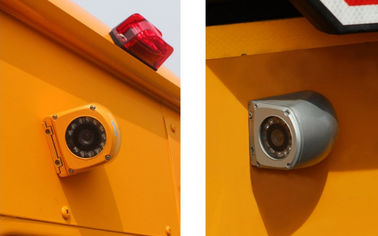 黄色の金属バス/トラックのための防水CCTVの監視カメラCCD 700TVLの側面図